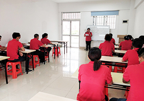 廣州保潔公司，糾正室內(nèi)環(huán)境清潔常見的幾個(gè)誤區(qū)