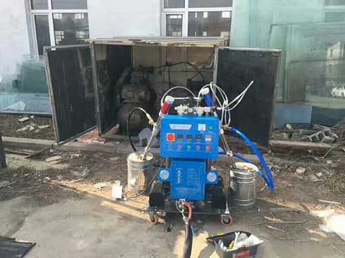 聚氨酯保溫多功能噴涂機 多少錢一臺(圖1) 聚氨酯保溫多功能噴涂機多少錢一臺